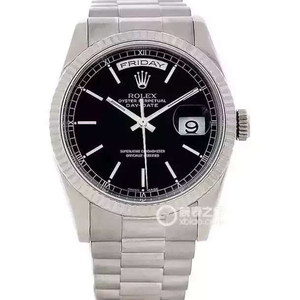 Rolex model: 118239 serie: herreur med uge kalender type.