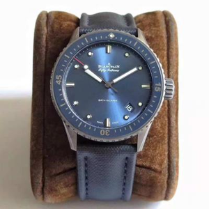 ZF produziert Blancpain 50 Seeking Bathyscaphe Herrenuhr für mechanische Uhren