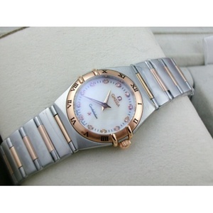 Suizo famoso reloj Omega Constellation serie señoras reloj 18K cinturón de acero de oro rosa caja romana de dos pines escala de diamante blanco etiqueta oculta cara de cuarzo suizo señoras reloj