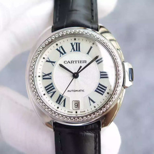 CARTIER Cartier-avainsarjan WGCL0005 kellolaukku timanteilla.