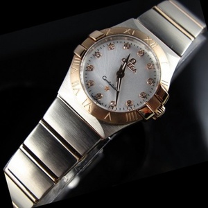 Suisse Omega OMEGA Omega Constellation Quartz Double Eagle 18K Rose Gold Ultra-mince Montre Diamant Scale Ladies Watch