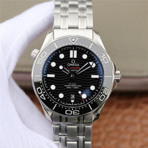 OM Seamaster 300m 42mm 210.30.42.20.01.001 OM a acheté le modèle 1-1 original pour créer une montre pour homme.