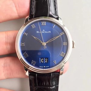 L'orologio a finestra di una grande finestra della serie Villeret, una replica dalla faccia blu di HG Blancpain