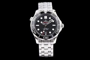 VS Factory Omega Seamaster Series 300m Black Surface Steel Band Uomo Orologio Meccanico 42MM Diving Watch Super Luminous