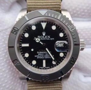 Rolex Yacht-Master. Model: 268655-Oysterflex-band. 2015 nieuw product 40 cent
