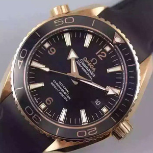 Omega Ocean Universe Seamaster 600m keramisk ringemunn 8500 automatisk mekanisk bevegelsesmekanisk herreklokke.